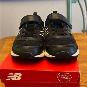 New Balance Black Sneakers Athletic Mesh Design